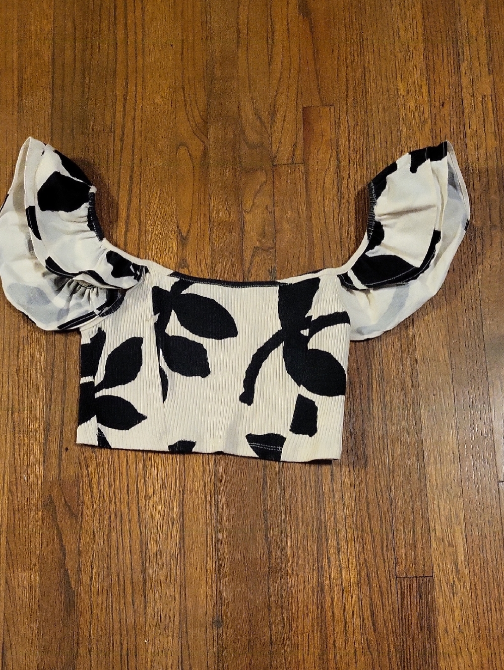 Zara Black & White Floral Off-Shoulder Crop Top